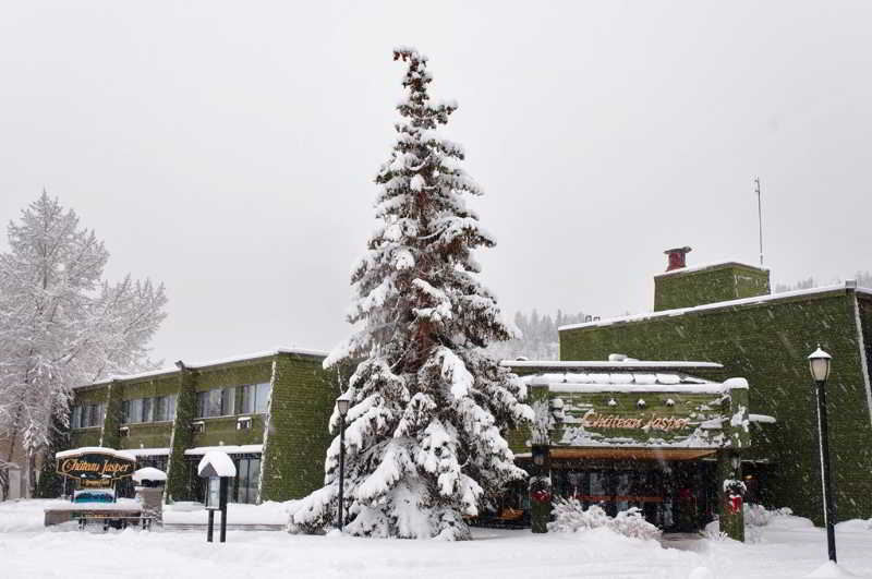 Chateau Jasper Exterior photo